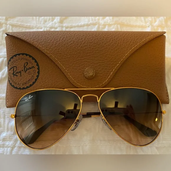 Ray-bans. Great condition. No scratches Ray-Bans - In great condition, rarely worn - A few... | Depop main image 2